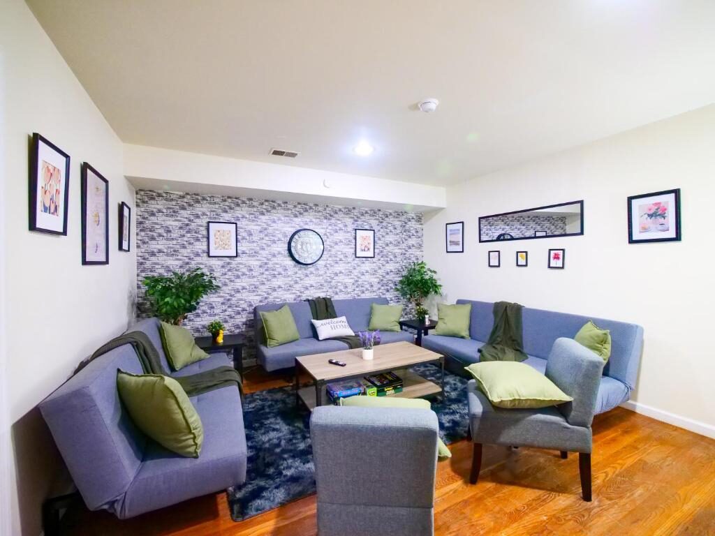 Tonnelle Avenue Home — Entire apartment in Jersey City, 07306